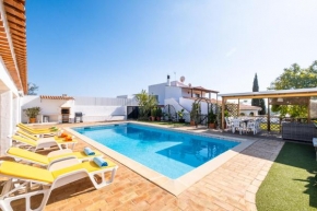 Villa Estrelícia - Pool - Free wi-fi - New in Booking